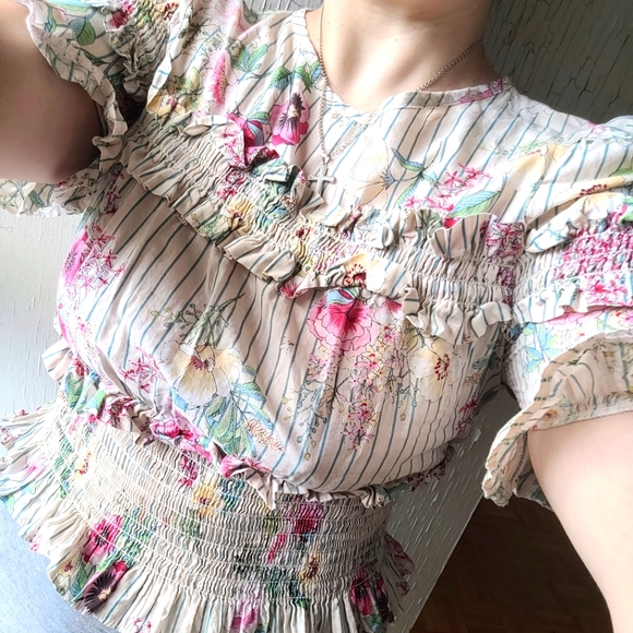 Floral top - Picture 2 of 7